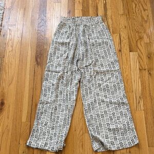 NWOT Patterned Wide-Leg Pants size S
